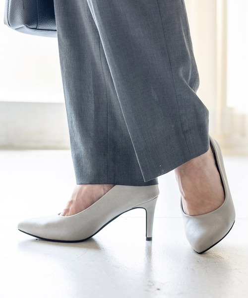 SESTO(セスト)の「削れないかかとゴム&立体クッションインソールの美脚ヒールパンプス(パンプス・レディース・ブラック/キャメル/ブラウン/パイソン/グレイッシュベージュ/ベージュ/ダークブラウン/ベージュ系その他/アイボリー/ブラック系その他/シルバー・24.5cm/23.5cm/25.5cm/22.5cm/23.0cm/22.0cm/24.0cm)」の10枚目の写真