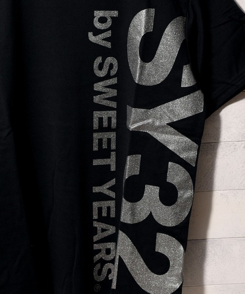 SY32 by SWEET YEARS（エスワイサーティトゥバイスィートイヤーズ）の「【73】【it】【SY32 by SWEET YEARS】VERTICAL LOGO TEE（Tシャツ/カットソー・レディース・ホワイト/ブラック/ブラック系その他/ブラック系その他2/ブラック系その他3・MEDIUM/LARGE/XX-LARGE/SMALL/X-LARGE）」の16枚目の写真