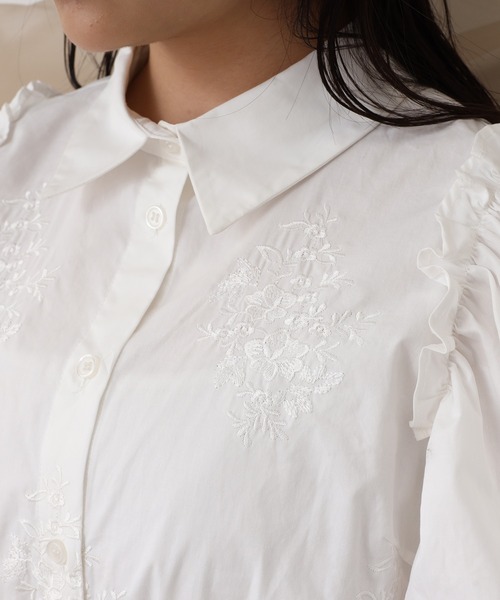 one after another NICE CLAUP（ワンアフターアナザーナイスクラップ）の「袖ボリューム刺繍ブラウス（シャツ/ブラウス・レディース・ベージュ/オフホワイト/チェック/グレー系その他・FREE）」の18枚目の写真