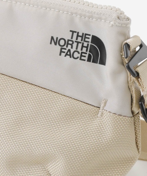 THE NORTH FACE（ザノースフェイス）の「THE NORTH FACE　Electra Tote-S（ショルダーバッグ・メンズ・ライトベージュ/ブラック・-）」の10枚目の写真