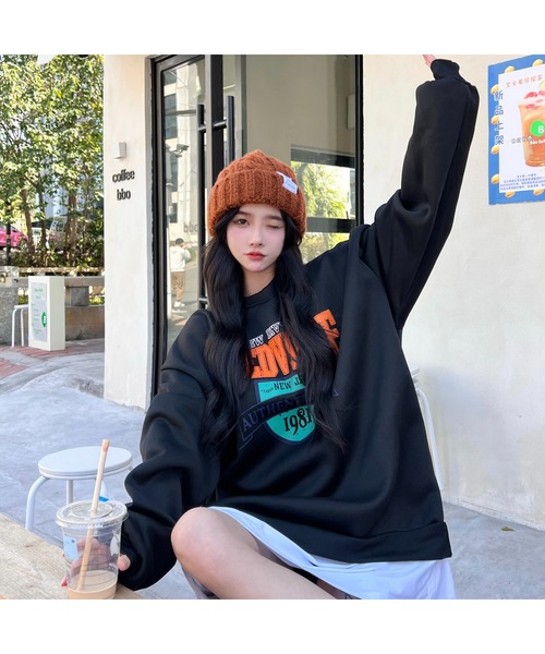 DEVICE(デバイス)の「ビッグシルエット プルオーバー カレッジロゴ プリント スウェット トレーナー(スウェット・レディース・ブラック/グレー/ブルー/ブラウン/レッド/ブルー系その他/ベージュ/ダークグレー/グリーン/ネイビー/ダークグリーン・FREE)」の18枚目の写真