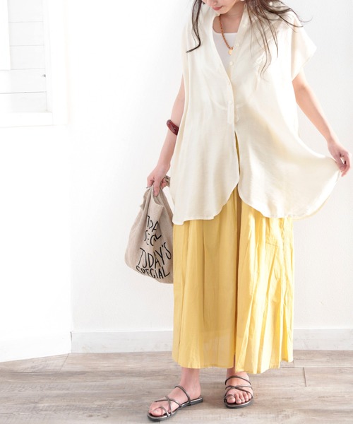 classicalelf（クラシカルエルフ）の「てろん、ふんわり素材。シアー素材バンドカラーシャツ。（シャツ/ブラウス・レディース・ホワイト/ブラック/モカ/ライトベージュ/ライトカーキ・MEDIUM/LARGE/X-LARGE/SMALL）」の20枚目の写真