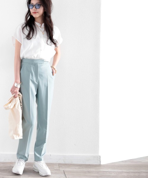 classicalelf（クラシカルエルフ）の「てろん、ふんわり素材。シアー素材バンドカラーシャツ。（シャツ/ブラウス・レディース・ホワイト/ブラック/モカ/ライトベージュ/ライトカーキ・MEDIUM/LARGE/X-LARGE/SMALL）」の21枚目の写真