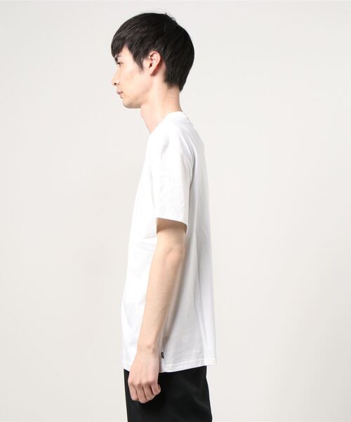 NIKE(ナイキ)の「NIKESB ナイキ PAUL S/S TEE - DD1299-100(Tシャツ/カットソー・メンズ・ホワイト・LARGE/X-LARGE/SMALL/MEDIUM)」の7枚目の写真