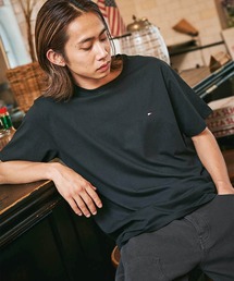 【オンライン限定】トミーヒルフィガー ワンポイントロゴクルーネックオーバーサイズTシャツ
