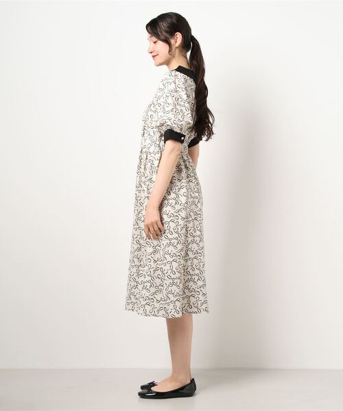 Hamble by Par Avion（ハンブルバイパラビオン）の「リボン柄レトロOP（ワンピース・レディース・オフホワイト/ブラック・ONESIZE）」の3枚目の写真