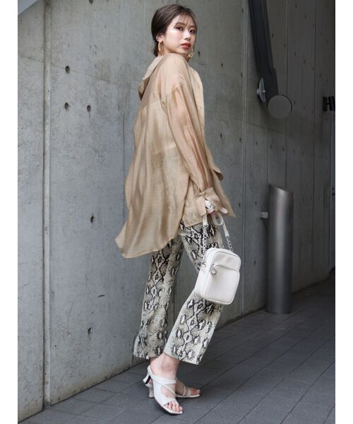 MURUA（ムルーア）の「ミニスクエアバッグ（ハンドバッグ・レディース・ブラック/シルバー/アイボリー/その他・FREE）」の22枚目の写真