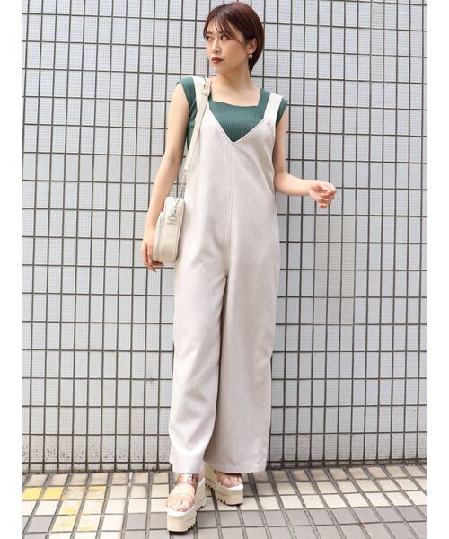 MURUA（ムルーア）の「ミニスクエアバッグ（ハンドバッグ・レディース・ブラック/シルバー/アイボリー/その他・FREE）」の16枚目の写真