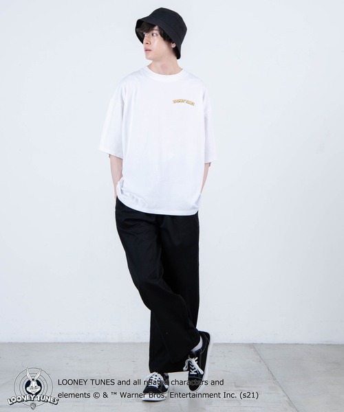 Disney（ディズニー）の「∴WEGO/別注 LOONEY TUNES プリントビックシルエット5分袖Tシャツ（Tシャツ/カットソー・メンズ・ホワイト/イエロー/ホワイト系その他/スミクロ・MEDIUM/LARGE）」の22枚目の写真