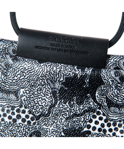 MEDICOM TOY(メディコムトイ)の「MICKEY MOUSE × Keith Haring NECK MINI BAG(ショルダーバッグ・メンズ・その他・FREE)」の10枚目の写真