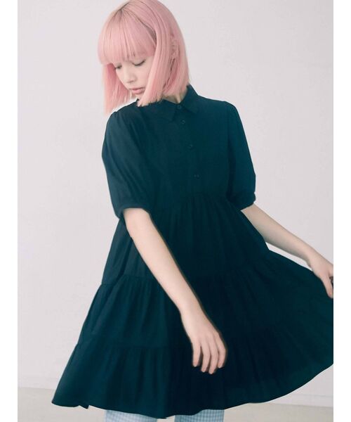 merry jenny(メリージェニー)の「パフスリーブギャザーミニワンピース(ワンピース・レディース・ブルー/ブラック/オフホワイト・FREE)」の5枚目の写真