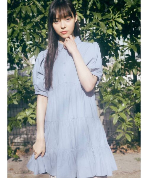 merry jenny(メリージェニー)の「パフスリーブギャザーミニワンピース(ワンピース・レディース・ブルー/ブラック/オフホワイト・FREE)」の18枚目の写真