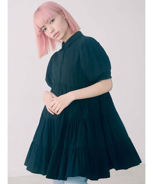 merry jenny(メリージェニー)の「パフスリーブギャザーミニワンピース(ワンピース・レディース・ブルー/ブラック/オフホワイト・FREE)」の2枚目の写真