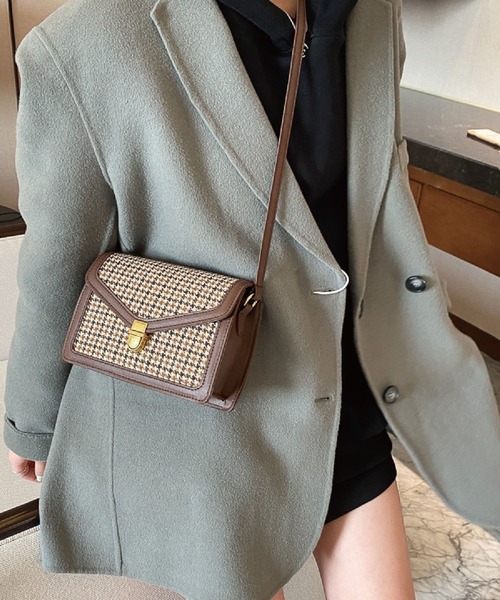 meJane(ミージェーン)の「千鳥格子柄 ミニショルダーバッグ(ショルダーバッグ・レディース・ブラック/ブラウン/マスタード・FREE)」の16枚目の写真