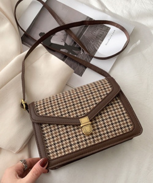 meJane(ミージェーン)の「千鳥格子柄 ミニショルダーバッグ(ショルダーバッグ・レディース・ブラック/ブラウン/マスタード・FREE)」の15枚目の写真