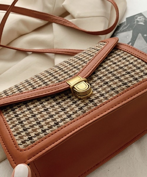 meJane(ミージェーン)の「千鳥格子柄 ミニショルダーバッグ(ショルダーバッグ・レディース・ブラック/ブラウン/マスタード・FREE)」の17枚目の写真