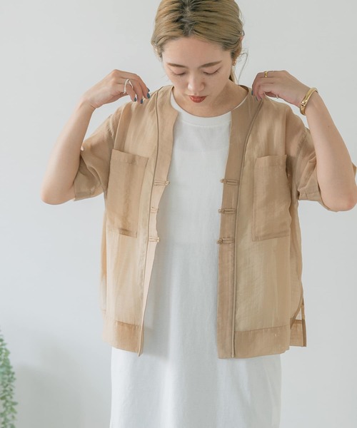 ITEMS URBANRESEARCH（アイテムズ アーバンリサーチ）の「チャイナボタンパイピングシャツ（シャツ/ブラウス・レディース・ブラック/ベージュ/カーキ・FREE）」の12枚目の写真