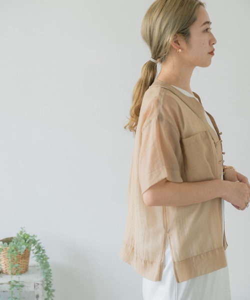 ITEMS URBANRESEARCH（アイテムズ アーバンリサーチ）の「チャイナボタンパイピングシャツ（シャツ/ブラウス・レディース・ブラック/ベージュ/カーキ・FREE）」の13枚目の写真