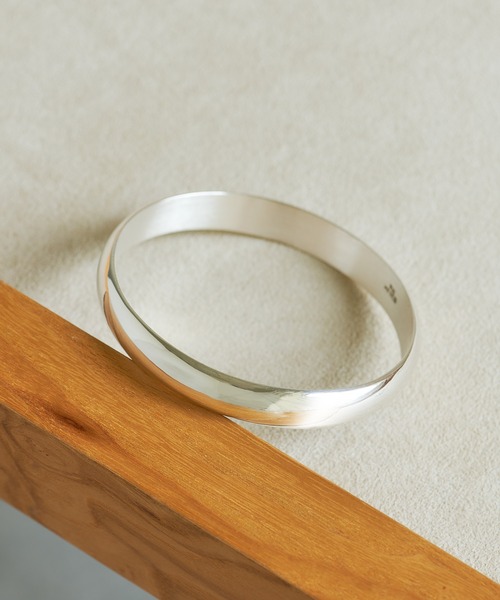 Whim Gazette（ウィムガゼット）の「【Nina &Jules】Bold バングル（バングル/リストバンド・レディース・シルバー・FREE）」の4枚目の写真