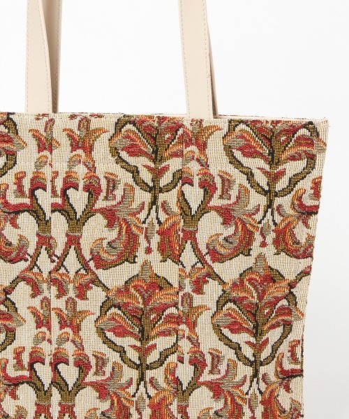 LOWRYS FARM（ローリーズファーム）の「ジャガードトートバッグ　958288（トートバッグ・レディース・アイボリー/ブラック/チャコールグレー・FREE）」の8枚目の写真