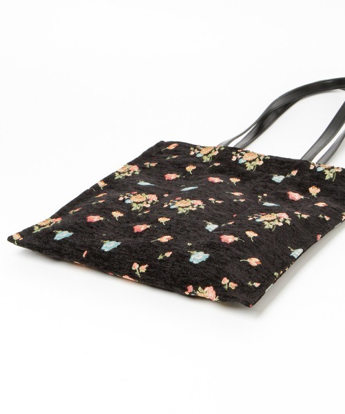 LOWRYS FARM（ローリーズファーム）の「ジャガードトートバッグ　958288（トートバッグ・レディース・アイボリー/ブラック/チャコールグレー・FREE）」の17枚目の写真