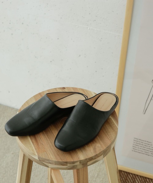 URBAN RESEARCH DOORS(アーバンリサーチドアーズ)の「ソフトレザースリッパ(サンダル・レディース・ブラック・36/37/38)」の5枚目の写真