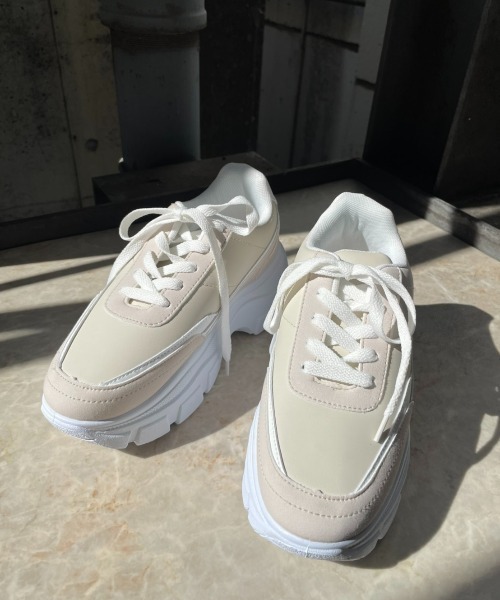 R&E(アールアンドイー)の「【R&E】厚底ダッドスニーカー(スニーカー・レディース・ホワイト/ベージュ・S/M/L/LL)」の5枚目の写真
