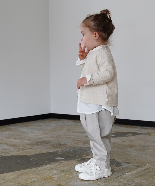 quoti use fith（クゥオティ　ユース　フィス）の「ドット天竺 長袖カーディガン（カーディガン/ボレロ・キッズ・ブルー/アイボリー/ネイビー・110/80/90/100/120/130）」の10枚目の写真