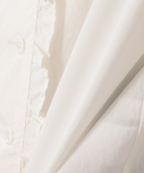 LOWRYS FARM（ローリーズファーム）の「テーラーフリルカラーシャツＬＳ　215274（シャツ/ブラウス・レディース・ブラック/オフホワイト/グレー・FREE）」の10枚目の写真