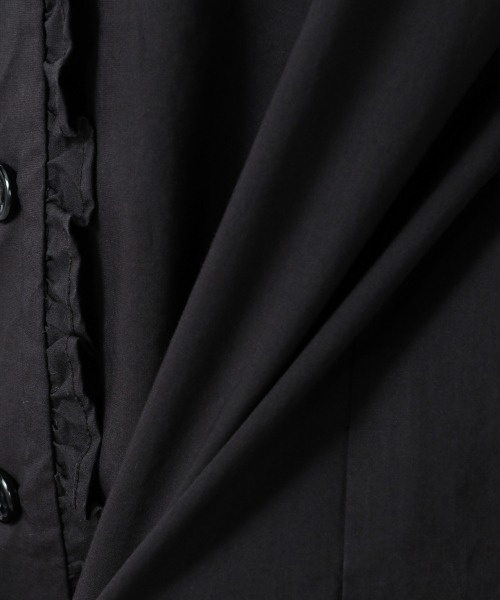 LOWRYS FARM（ローリーズファーム）の「テーラーフリルカラーシャツＬＳ　215274（シャツ/ブラウス・レディース・ブラック/オフホワイト/グレー・FREE）」の9枚目の写真