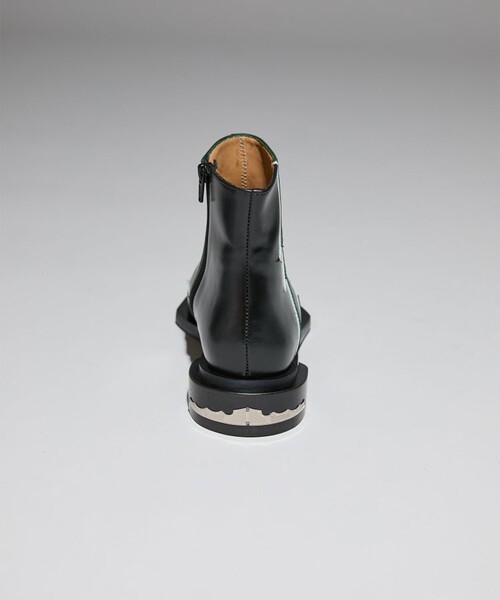 TOGA PULLA（トーガ　プルラ）の「【TOGA PULLA(トーガプルラ)】ウエススタンショートブーツ TP12-AJ1124（ブーツ・レディース・ブラック/グリーン/ブラック系その他2/ホワイト・SMALL/MEDIUM/LARGE）」の20枚目の写真