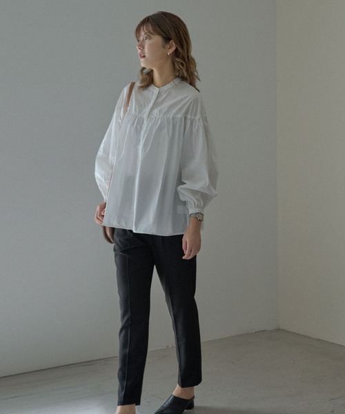 Fashion Letter（ファッションレター）の「スイッチングAラインボリュームブラウス（シャツ/ブラウス・レディース・ブラック/ベージュ/ブラウン/オフホワイト・M）」の2枚目の写真