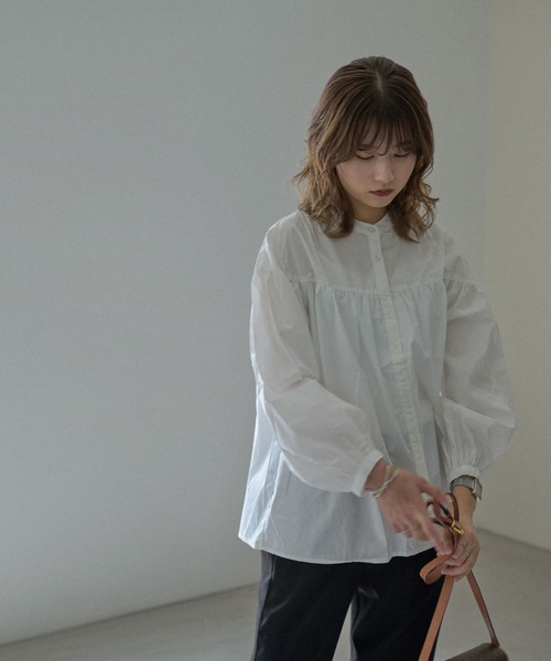 Fashion Letter（ファッションレター）の「スイッチングAラインボリュームブラウス（シャツ/ブラウス・レディース・ブラック/ベージュ/ブラウン/オフホワイト・M）」の22枚目の写真