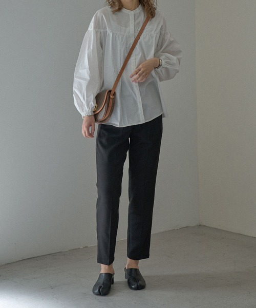 Fashion Letter（ファッションレター）の「スイッチングAラインボリュームブラウス（シャツ/ブラウス・レディース・ブラック/ベージュ/ブラウン/オフホワイト・M）」の9枚目の写真