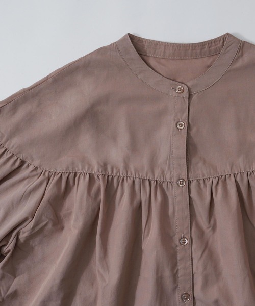 Fashion Letter（ファッションレター）の「スイッチングAラインボリュームブラウス（シャツ/ブラウス・レディース・ブラック/ベージュ/ブラウン/オフホワイト・M）」の18枚目の写真