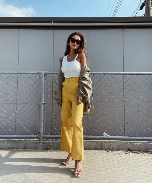 esutoreja（エストレジャ）の「アシンメトリーショルダーリブタンクトップ（タンクトップ・レディース・ベージュ/ブラック/ホワイト・FREE）」の10枚目の写真