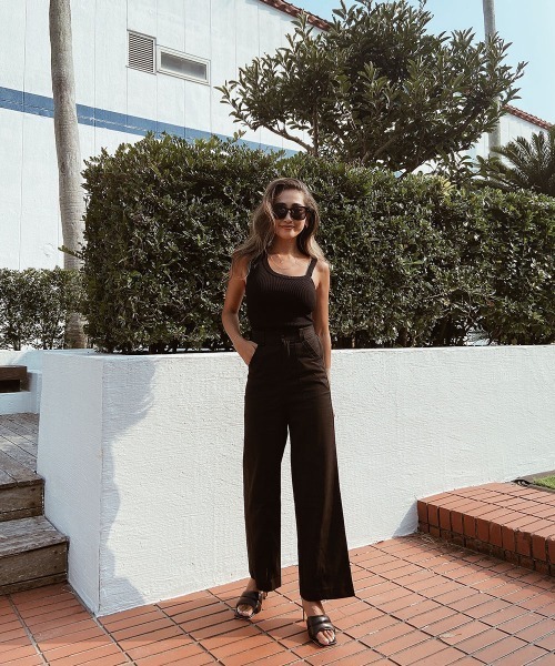 esutoreja（エストレジャ）の「アシンメトリーショルダーリブタンクトップ（タンクトップ・レディース・ベージュ/ブラック/ホワイト・FREE）」の20枚目の写真