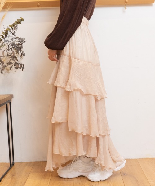 Mysa&Liina by yuririn（ミーサリーナバイユリリン）の「箔プリントフレアティアードスカート（スカート・レディース・グレー/ブラウン/ベージュ・M）」の5枚目の写真