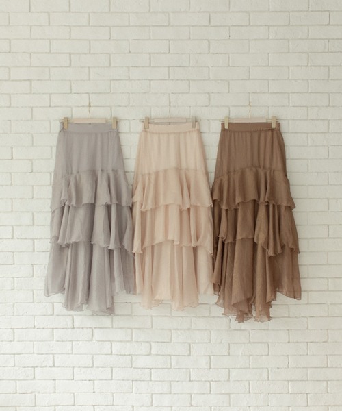 Mysa&Liina by yuririn（ミーサリーナバイユリリン）の「箔プリントフレアティアードスカート（スカート・レディース・グレー/ブラウン/ベージュ・M）」の10枚目の写真