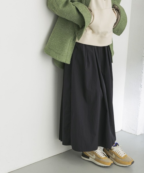 URBAN RESEARCH（アーバンリサーチ）の「ギャザーボリュームスカート（スカート・レディース・ブルー系その他/イエロー系その他/ベージュ・FREE）」の2枚目の写真