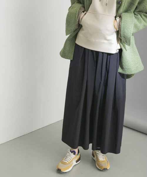 URBAN RESEARCH（アーバンリサーチ）の「ギャザーボリュームスカート（スカート・レディース・ブルー系その他/イエロー系その他/ベージュ・FREE）」の4枚目の写真