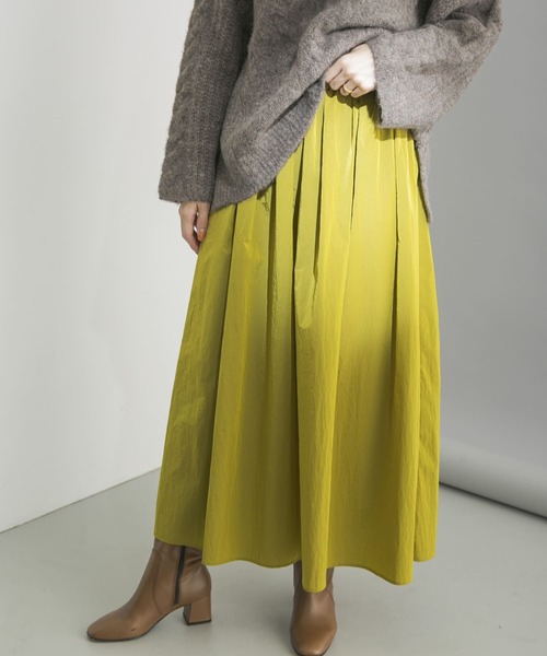 URBAN RESEARCH（アーバンリサーチ）の「ギャザーボリュームスカート（スカート・レディース・ブルー系その他/イエロー系その他/ベージュ・FREE）」の5枚目の写真