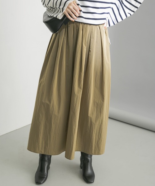 URBAN RESEARCH（アーバンリサーチ）の「ギャザーボリュームスカート（スカート・レディース・ブルー系その他/イエロー系その他/ベージュ・FREE）」の16枚目の写真