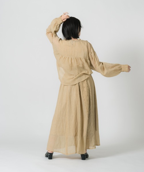 LAYMEE（レイミー）の「Aurich lace shirt Set up / オーリッチレースシャツセットアップ（シャツ/ブラウス・レディース・ホワイト/ラベンダー/キャメル・FREE）」の10枚目の写真