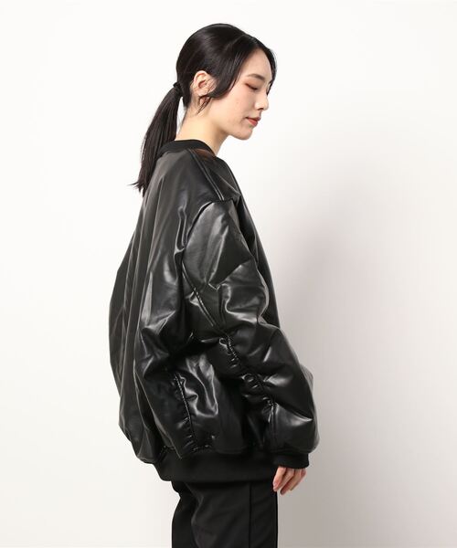 SIDEWAY STANCE（サイドウェイスタンス）の「【SIDEWAY STANCE】PUレザー ビッグシルエット MA-1 ミリタリー ジャケット（MA-1・メンズ・ブラック・LARGE/MEDIUM）」の20枚目の写真