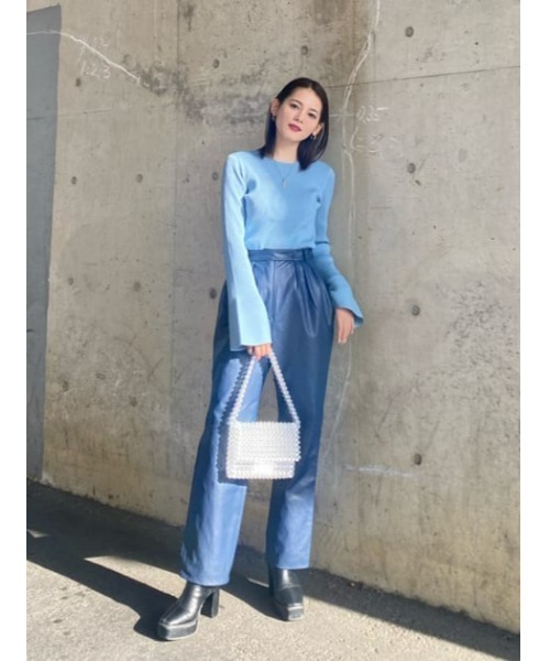 MOUSSY(マウジー)の「FAUX LEATHER FRONT TUCK パンツ(その他パンツ・レディース・ブラウン/ネイビー・0/2/1)」の20枚目の写真