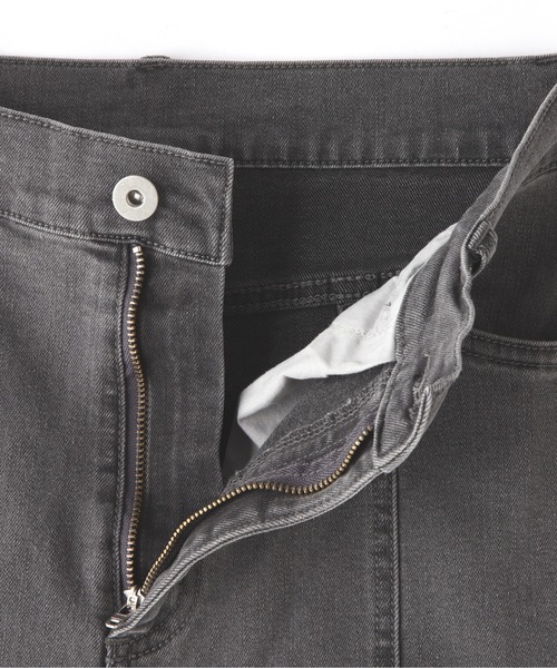 N.(N. Natural Beauty Basic)(エヌエヌナチュラルビューティーベーシック)の「【S Size Line】◆カットオフフレアデニムパンツ(デニムパンツ・レディース・ブラック系その他/ライトインディゴブルー・SMALL/MEDIUM)」の17枚目の写真