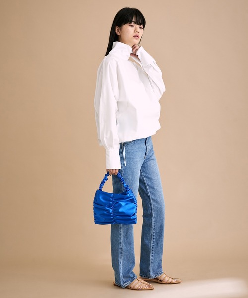 ADAM ET ROPE'（アダムエロペ）の「【サステナブル】ニュアンスネックブラウス（シャツ/ブラウス・レディース・ネイビー/ベージュ/ホワイト・FREE）」の19枚目の写真