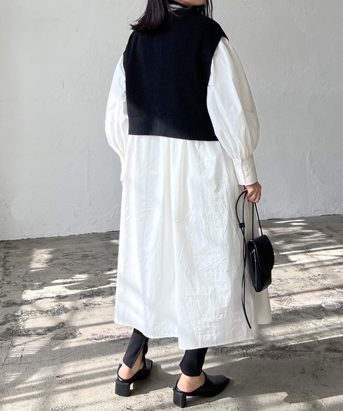 LIAN（リアン）の「2WAYニットベスト×シャツワンピース（シャツワンピース・レディース・オフホワイト/ブラック/ベージュ・FREE）」の13枚目の写真