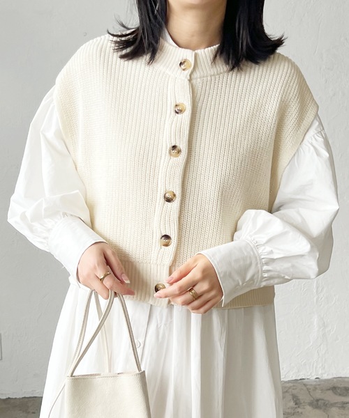 LIAN（リアン）の「2WAYニットベスト×シャツワンピース（シャツワンピース・レディース・オフホワイト/ブラック/ベージュ・FREE）」の11枚目の写真